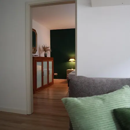 Robin-s-nest アパート *